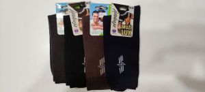 Pánské ponožky NOVIA vzor Šipka mix barev - 4 páry, velikost 41-42