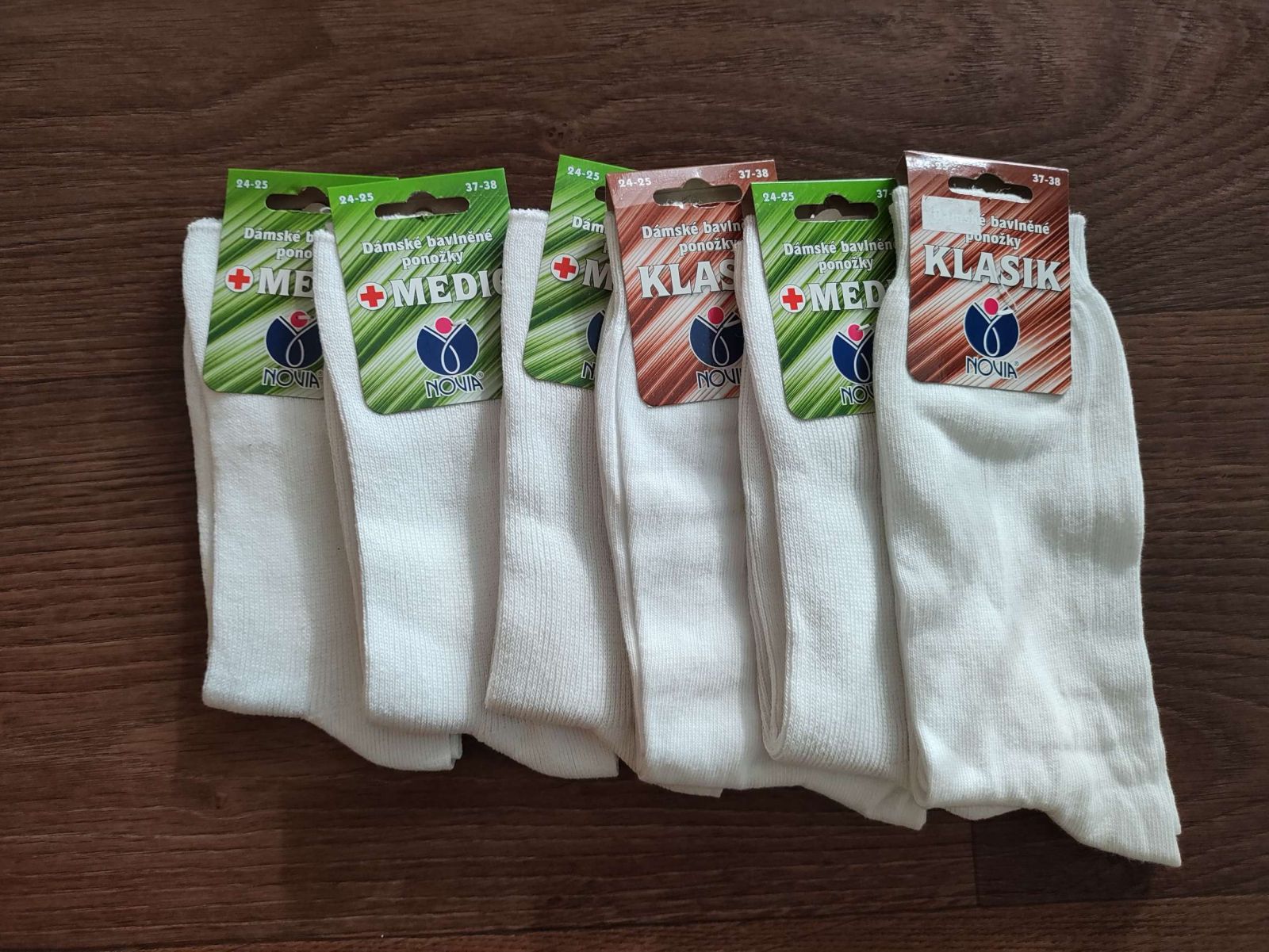 Dámské zdravotní bílé ponožky - 6 párů, velikost 37-38 BENEPONOŽKY